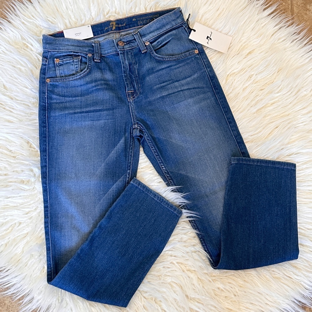 NWT 7 For All Mankind Cropped Girlfriend Skinny